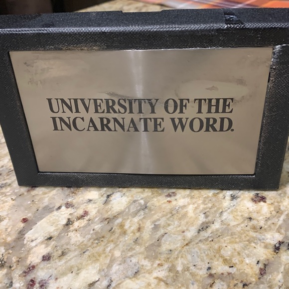 PR: 🟫 UIW Business Card Holder and Stylus Pen - Picture 8 of 13